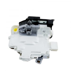 Замок двери передней левой