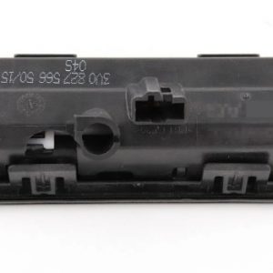 Кнопка открывания багажника