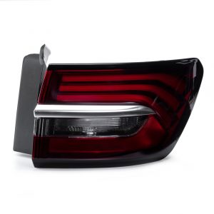 Фонарь задний наружный правый