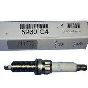 Свеча зажигания