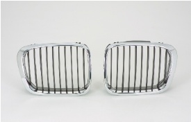 Решетка радиатора левая