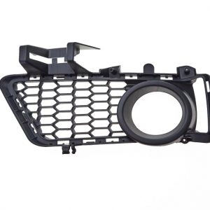 Решетка в бампер правая