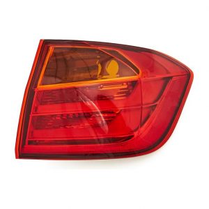 Фонарь задний наружный правый