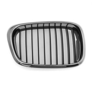 Решетка радиатора правая