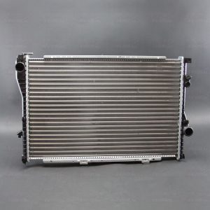 Радиатор основной