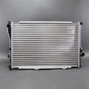 Радиатор основной