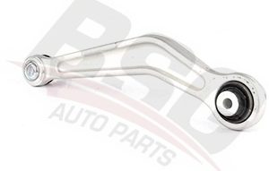 Рычаг задний верхний правый