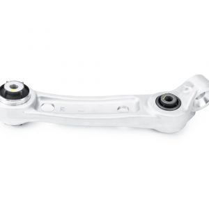 Рычаг передний нижний правый задний