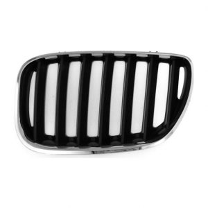 Решетка радиатора левая