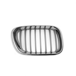 Решетка радиатора правая