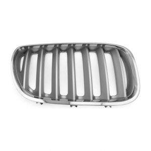 Решетка радиатора правая