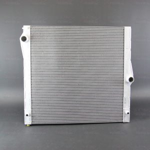 Радиатор основной