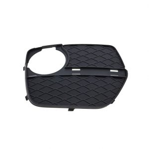 Решетка в бампер правая