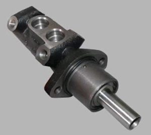 Цилиндр тормозной главный