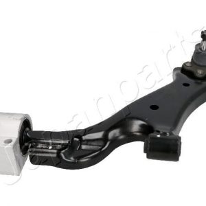 Рычаг передний левый