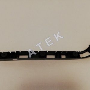 Направляющая заднего бампера правая