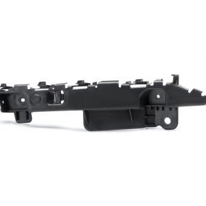 Направляющая переднего бампера правая