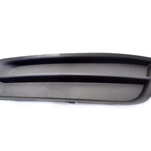 Решетка в бампер правая