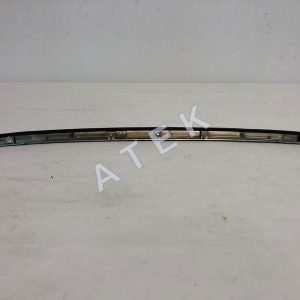 Молдинг капота