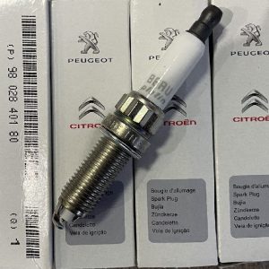 Свеча зажигания