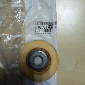 Опора переднего амортизатора