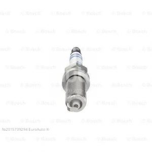 Свеча зажигания