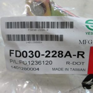 Петля капота правая