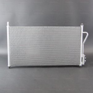 Радиатор кондиционера (конденсер)