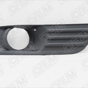 Решетка в бампер правая