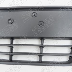 Решетка в бампер центральная