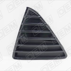 Решетка в бампер левая