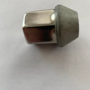 Гайка колеса