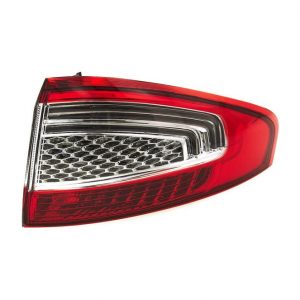 Фонарь задний наружный правый