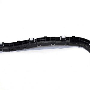 Направляющая заднего бампера левая