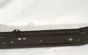 Усилитель переднего бампера