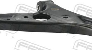 Рычаг передний правый