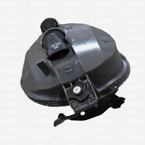 Фара противотуманная левая