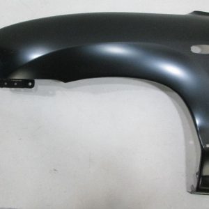 Крыло переднее левое