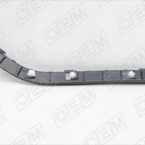 Направляющая заднего бампера левая