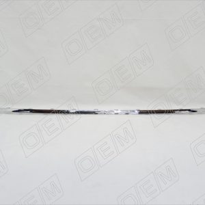 Молдинг переднего бампера