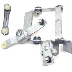 Кронштейн тяги КПП