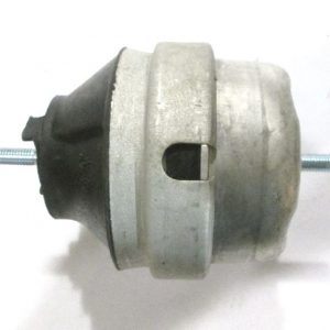 Опора двигателя левая