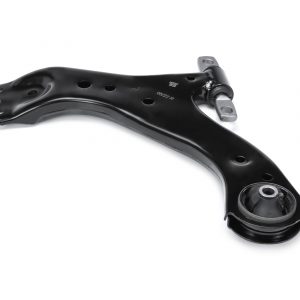 Рычаг передний левый