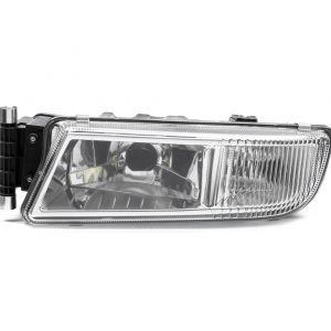 Фара противотуманная левая