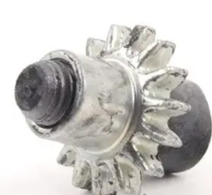 Винт регулировки колодок ручного тормоза