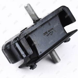 Опора двигателя передняя