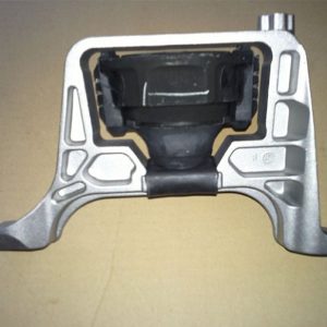 Опора двигателя правая