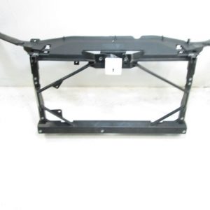 Панель передняя