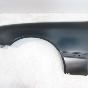 Крыло переднее левое