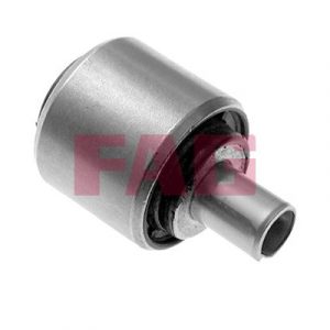 Сайлентблок тяги